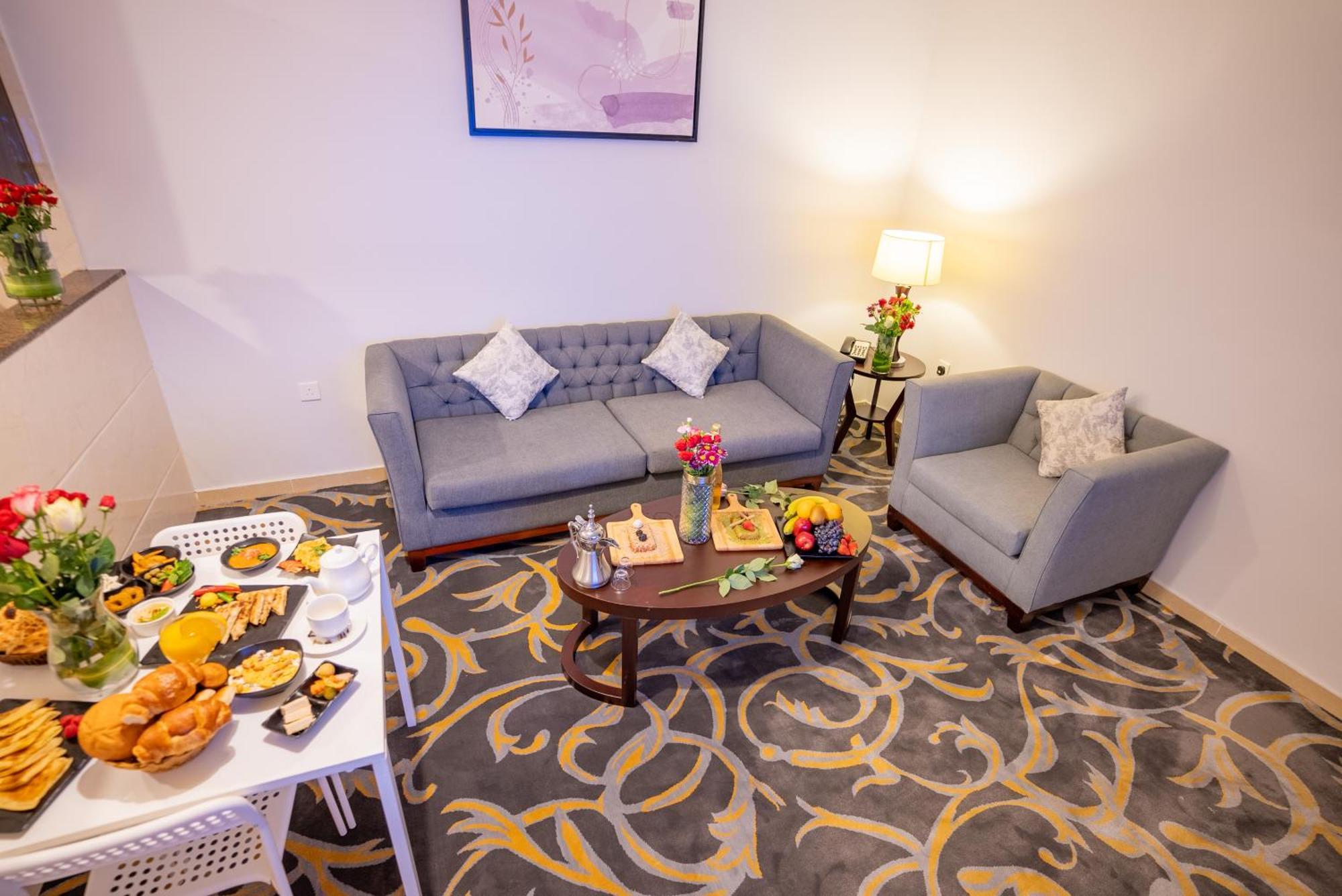 Laten Suites Al Naseem Jeddah Eksteriør billede