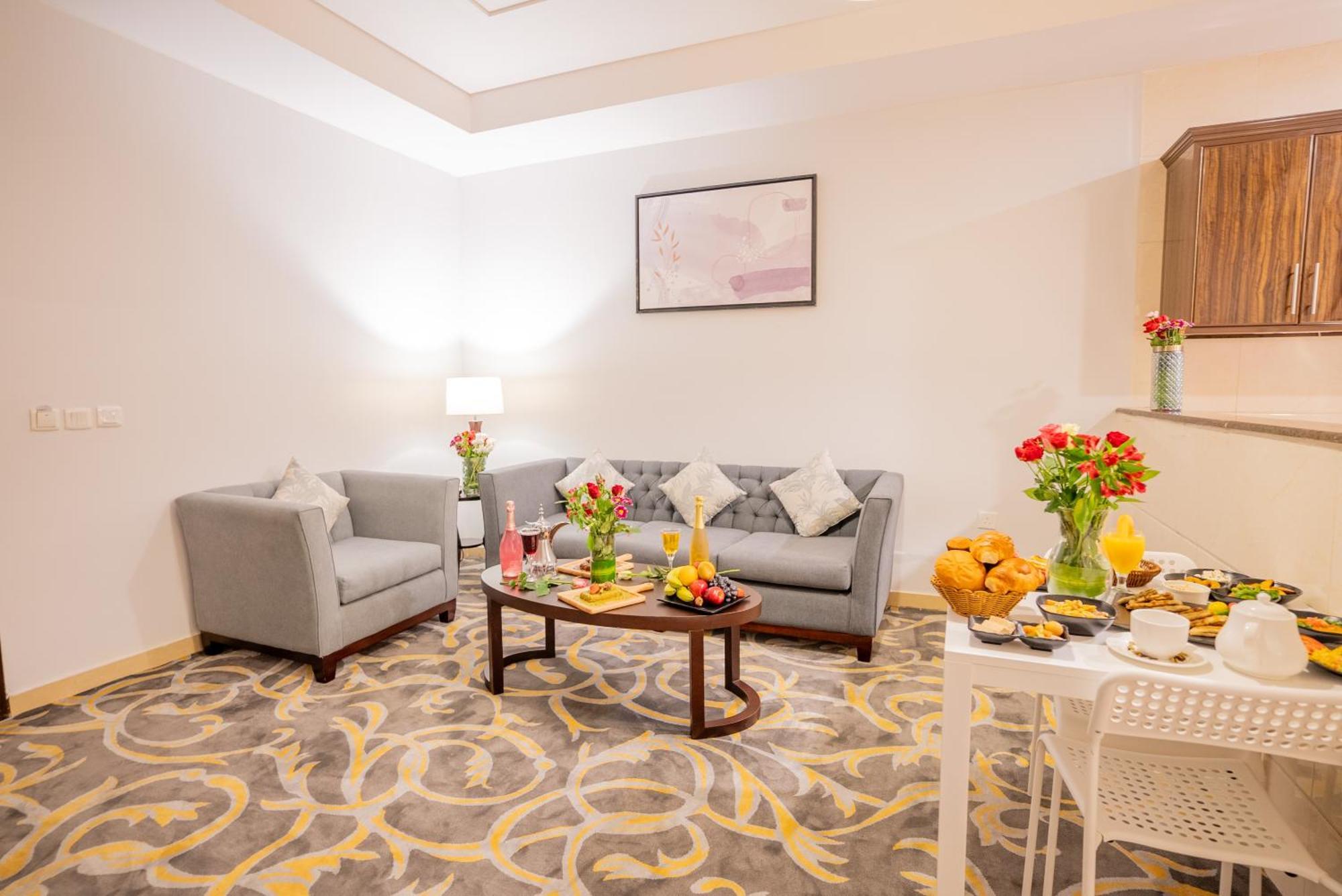 Laten Suites Al Naseem Jeddah Eksteriør billede